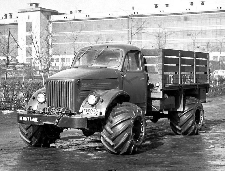 ГАЗ-63А на арочных шинах
